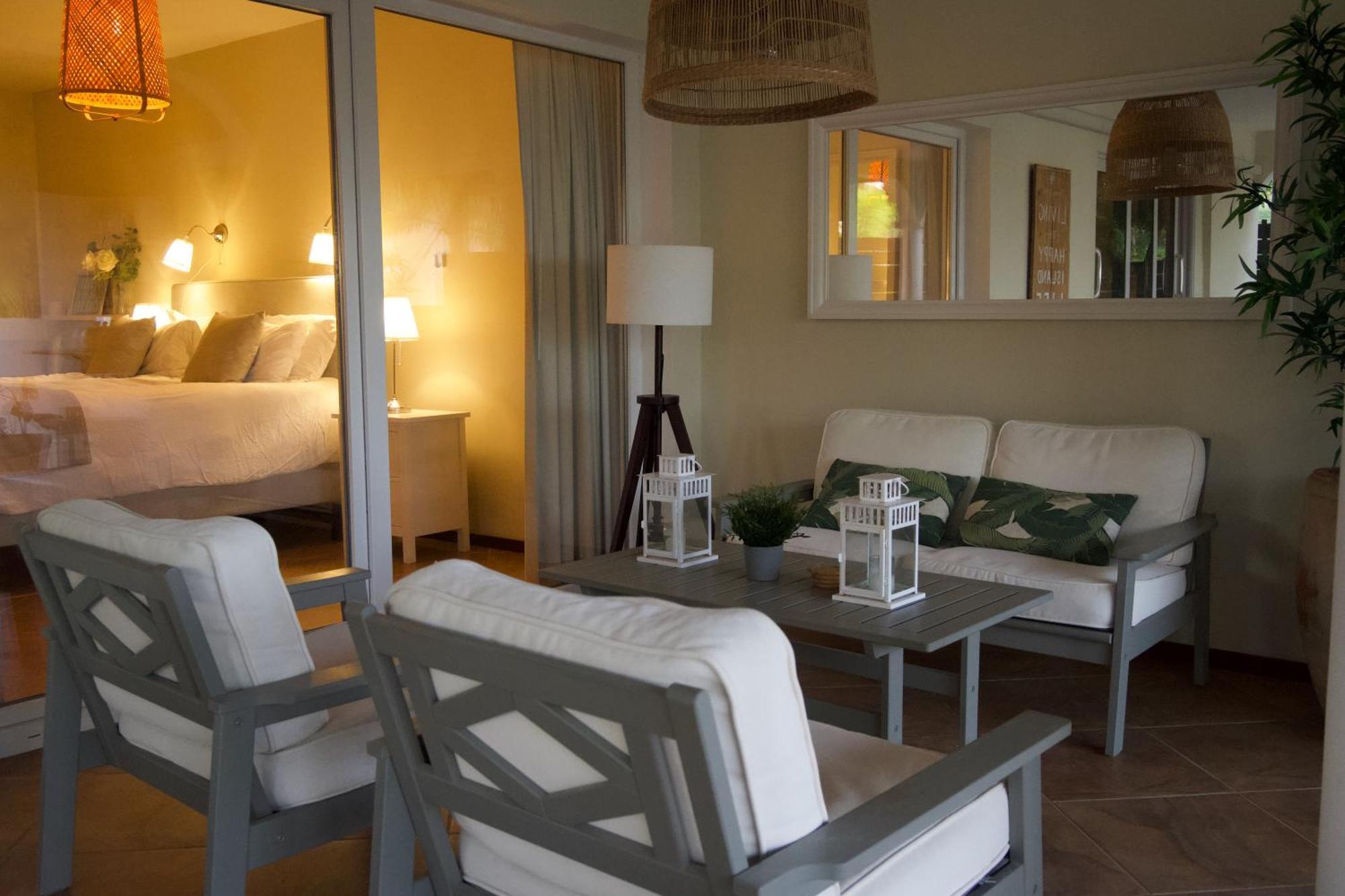 Luxury Appt For 6: Mesmerizing Spanish Water View Jan Thiel Eksteriør billede