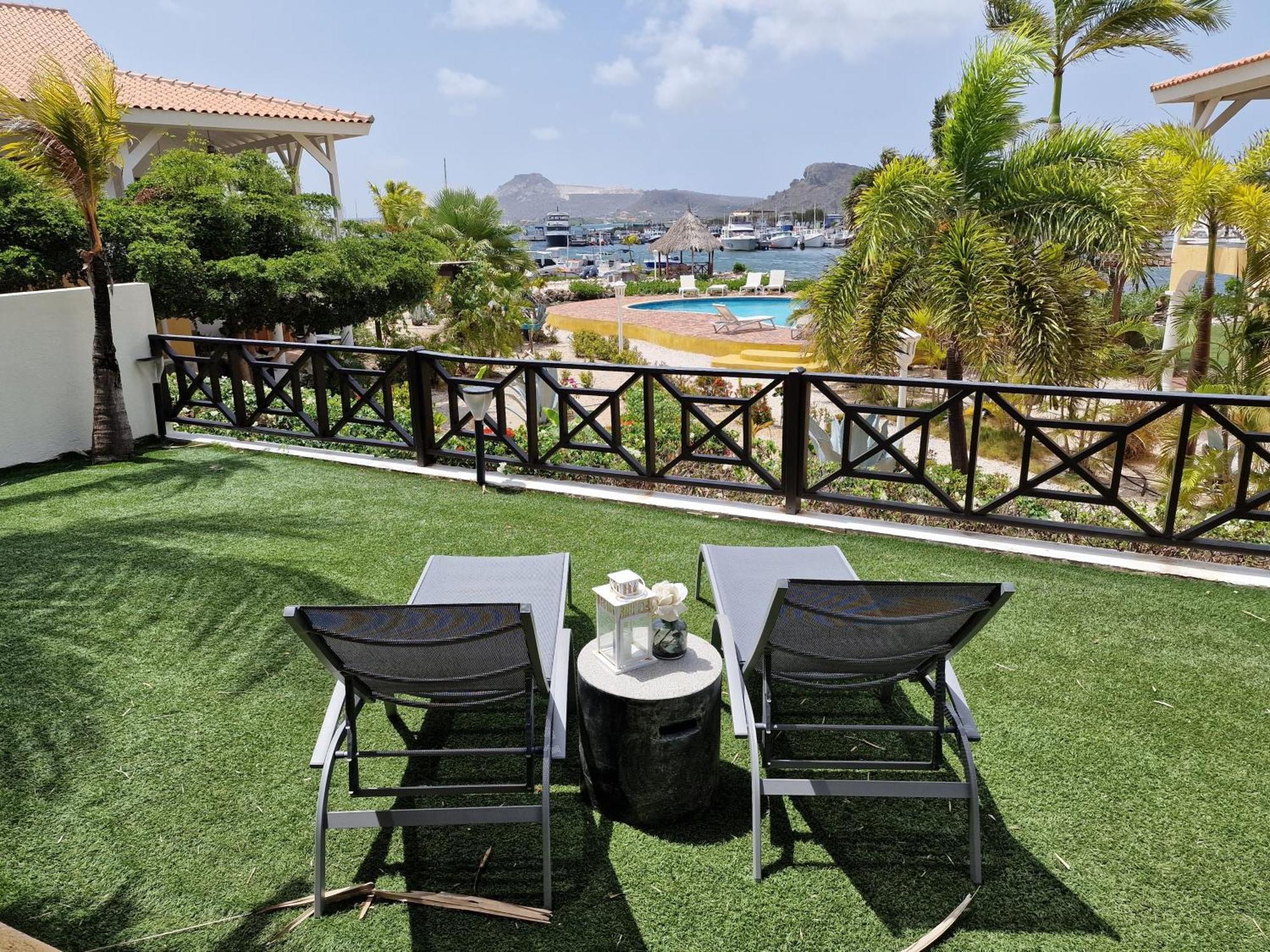 Luxury Appt For 6: Mesmerizing Spanish Water View Jan Thiel Eksteriør billede