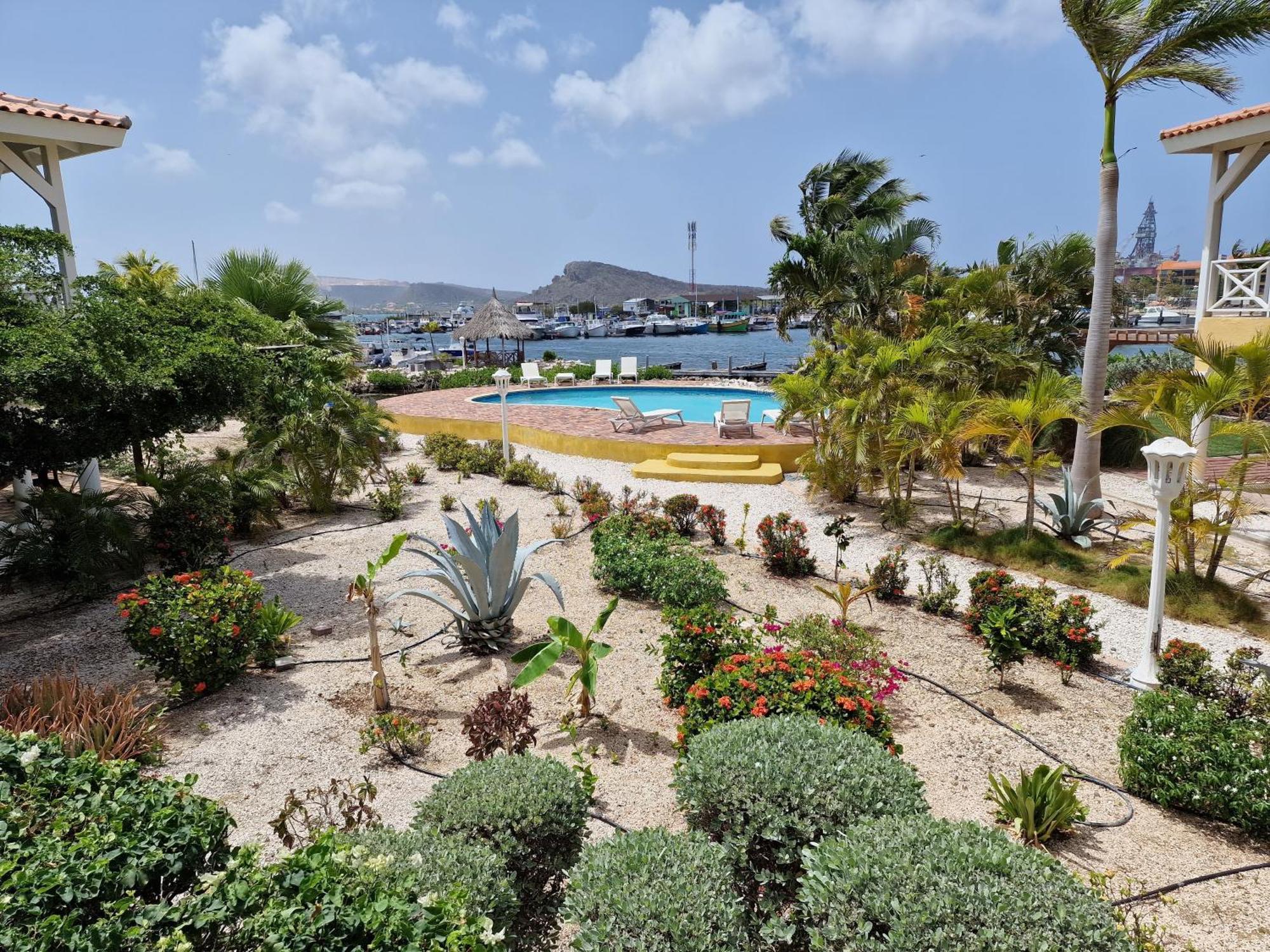 Luxury Appt For 6: Mesmerizing Spanish Water View Jan Thiel Eksteriør billede