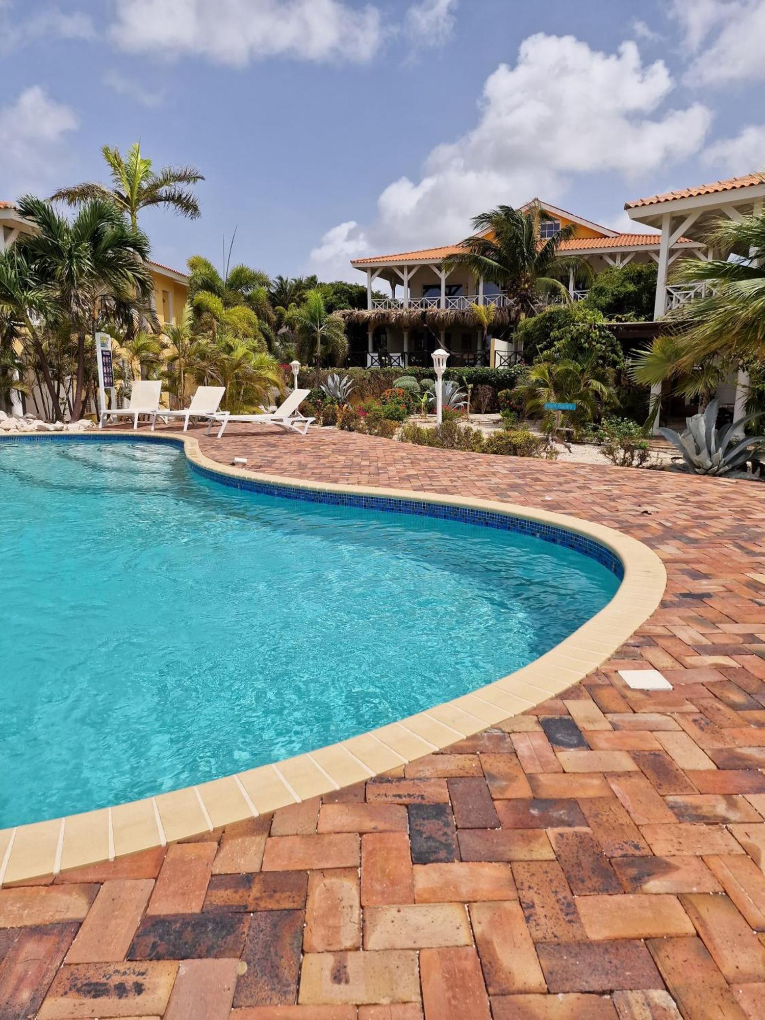 Luxury Appt For 6: Mesmerizing Spanish Water View Jan Thiel Eksteriør billede
